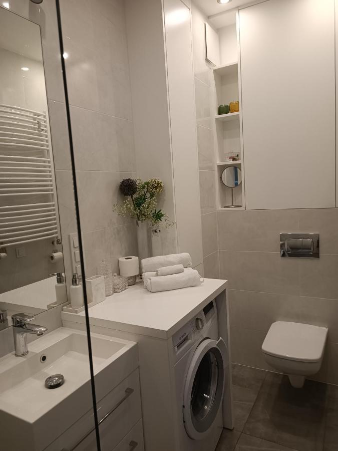 Wyposazone Na Dluzszy Pobyt - 39M2 Na Kokoryczki Apartment วอร์ซอ ภายนอก รูปภาพ